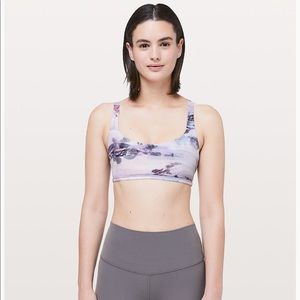 Lululemon Free to Be Bra